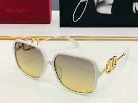 Picture of Valentino Sunglasses _SKUfw56868023fw